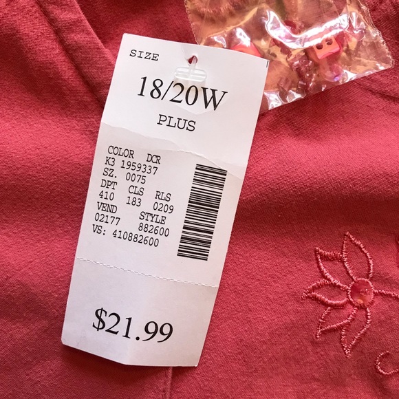 Essentials Maggie Short Sleeve Blouse NEW Plus Size 18W 20W 2X Pink Embroidered - Picture 5 of 8